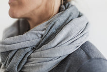 Load image into Gallery viewer, TWO-TONE INFINITY SCARF