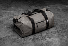 Load image into Gallery viewer, XL WAXED CANVAS TRADITIONAL DUFFLE